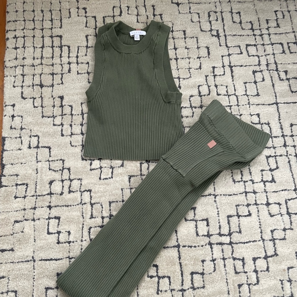 NWOT Lunya Cozy Cotton Ribbed Set Leggings & Cropped tank (s) lounge set